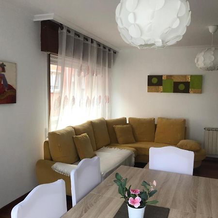 Apartamento Xacobe Grove, 120 Metros Totalmente Equipado, Luminoso, Centrico Y Con Plaza De Garaje O Grove Ngoại thất bức ảnh